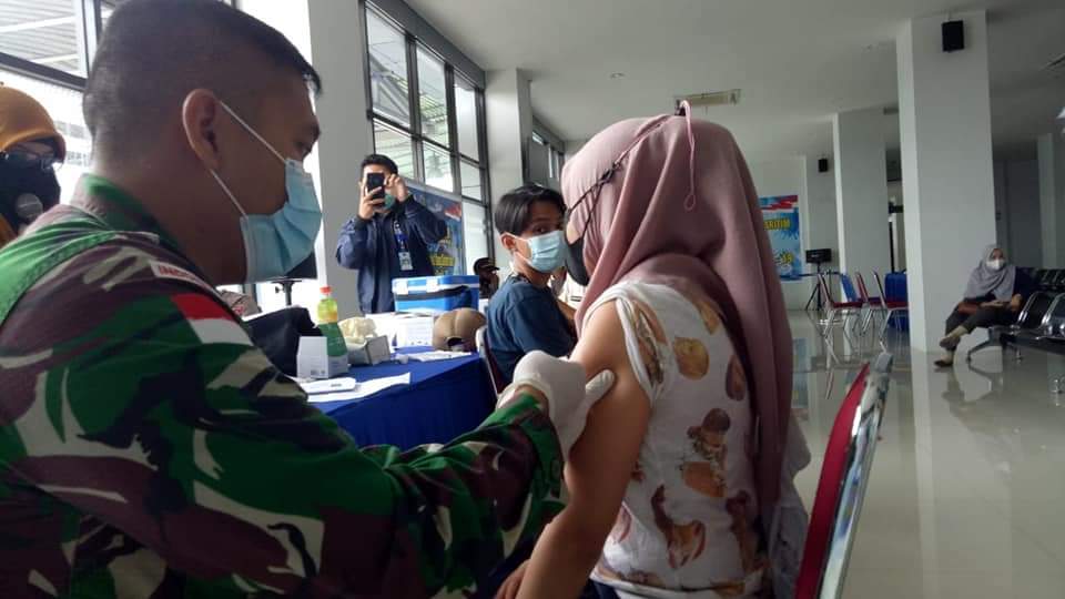 Servuan Vaksinasi Nasional