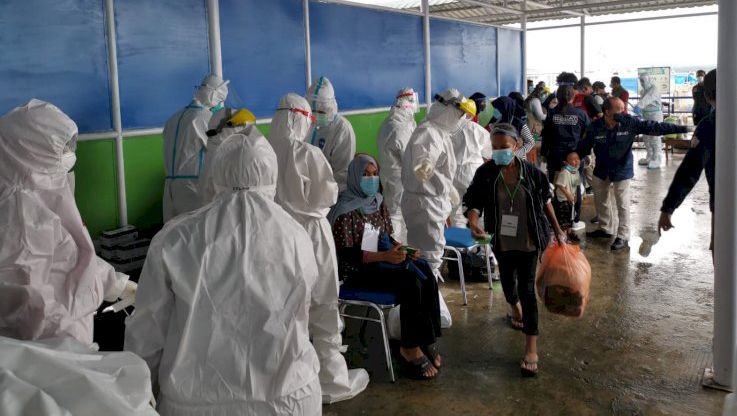 Pemeriksaan Kesehatan PMI Di Pelabuhan Tunon Taka Nunukan