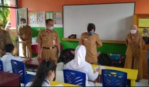 Kadisdik Nunukan Pantau Pelaksanaan UAS
