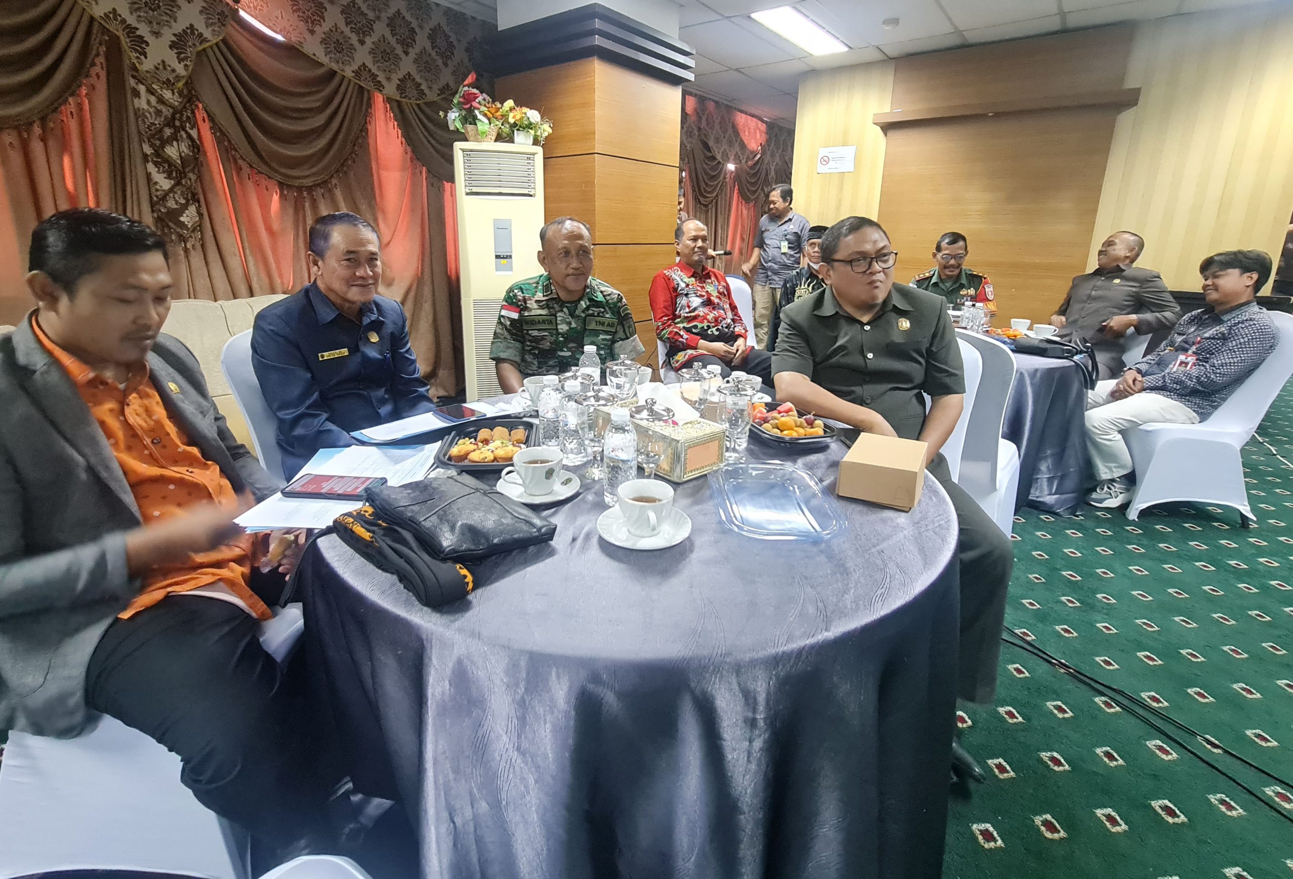 Wakil Ketua dan Anggota DPRD Nunukan Ikuti Musrenbang Kewilayahan di Lt. IV Kantor Bupati Nunukan. 