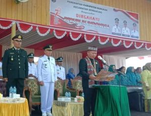 Lewi S.Sos membacakan naskah Proklamasi HUT RI ke 78