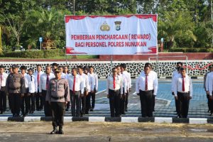 81 Personel Polres Nunukan Terima Penghargaan.