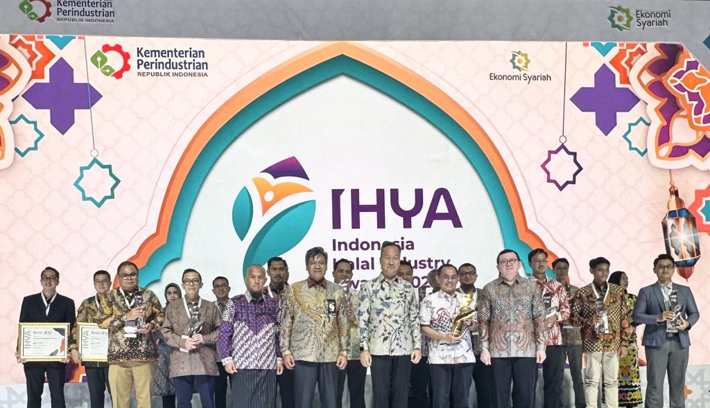 Paragon Kembali Raih 3 Penghargaan Di Indonesia Halal Industry Awards 2023