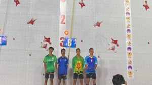 Atlet Panjang Tebing