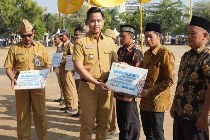 Indeks Pembangunan Manusia di Kendal Meningkat, Pengamat: Dico Ganinduto Berhasil Memimpin Daerahnya.