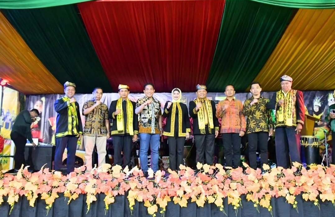 Iraw Tidung Borneo Bersatu ke-3: Bupati Nunukan Sambut Ribuan Peserta Dari Empat Negara.