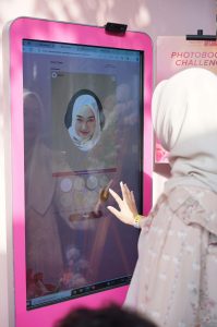 Wardah Hadirkan Experience The Color Expert dan Dukung Seniman Perempuan di ArtJog 2024.