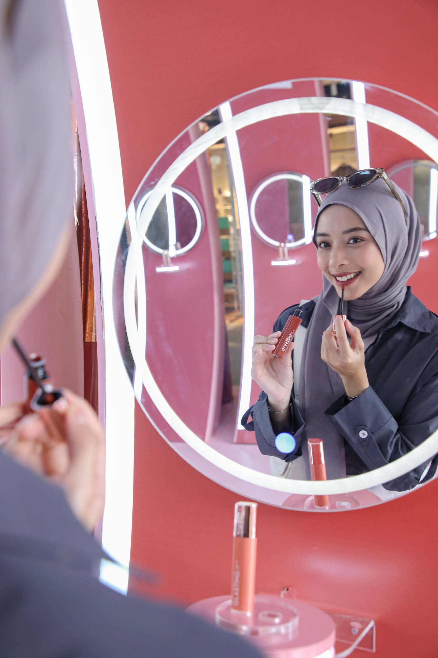 Wardah Hadirkan Lip World dan Rangkaian Color Expert Class untuk Merayakan International Lipstick Day 