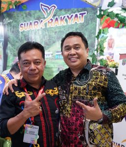 Foto Drs Muhammad Efendi dan Kepala Puslatbang KMP LAN RI Makassar, Dr. Andi Taufik, M.Si