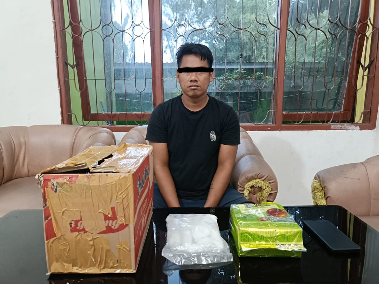 BNN Nunukan Bekuk Mantan Narapidana Bawa 1,5 Kilogram Sabu.