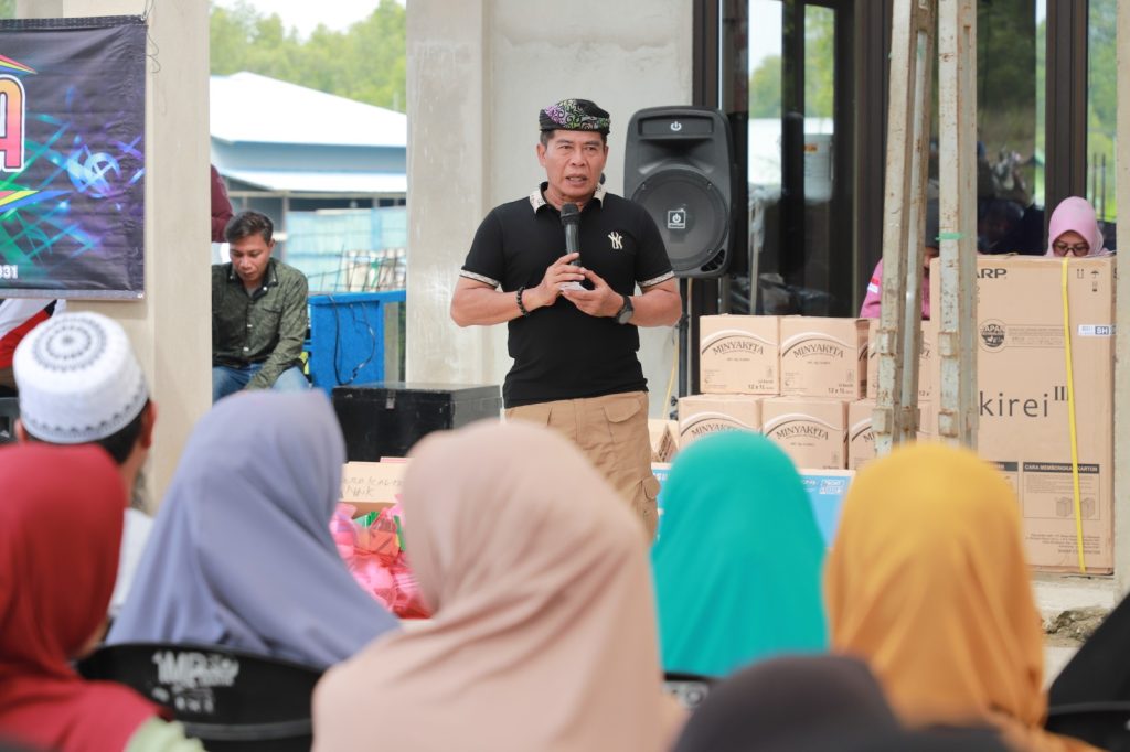 Gubernur Zainal Serap Aspirasi Warga di Desa Bambangan.