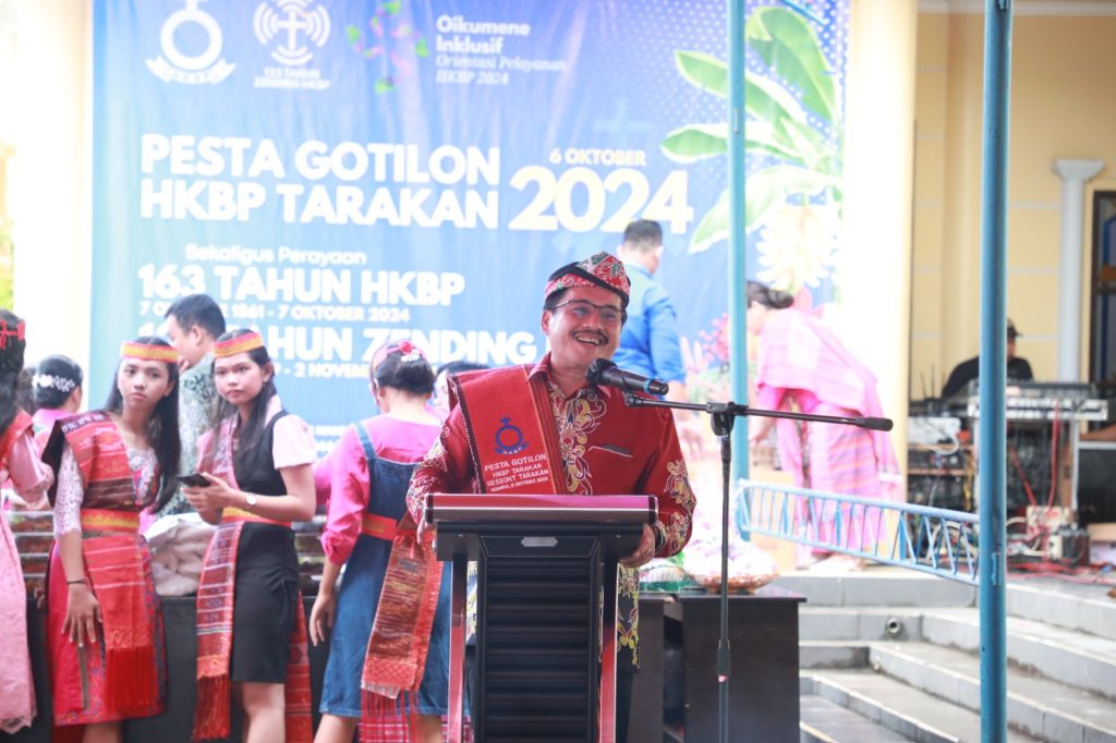 Pesta Gotilon HKBP, Pjs. Gubernur Togap Ajak Masyarakat Sukseskan Pilkada 2024