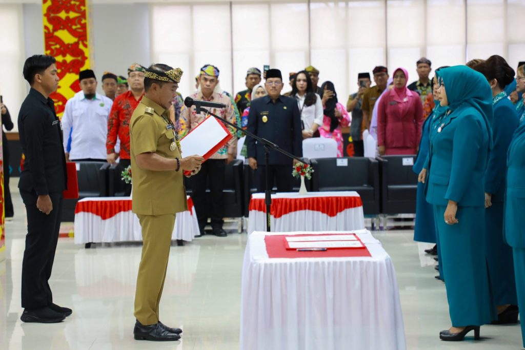 Gubernur Zainal Lantik Pengurus TP-PKK, Dekranas dan Tim Pembina Posyandu Kaltara Periode 2025 – 2030
