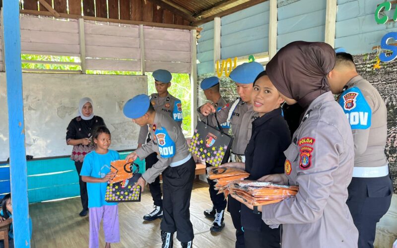 Bakti Sosial Bidpropam Polda Kaltara, Semangat Baru Bagi Pondok Belajar Punan Pesisir