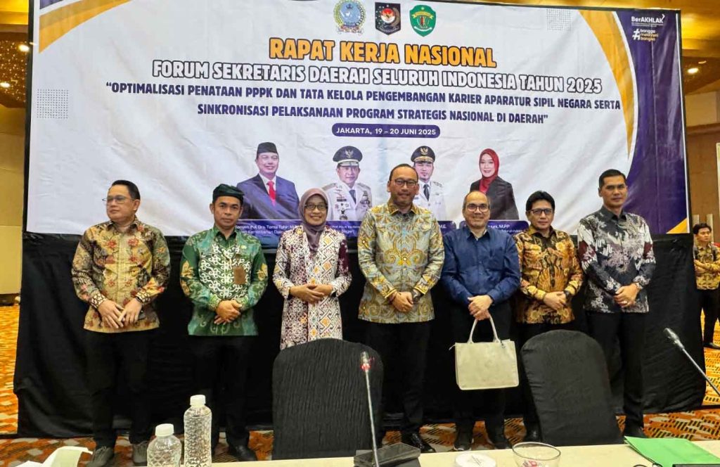 Rakernas Forsesdasi 2025, Pj. Sekprov Paparkan Perkembangan Program Strategis Nasional Di Kaltara