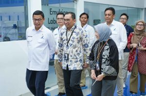 Kepala BPOM RI Kunjungi Pabrik dan Pusat Riset ParagonCorp