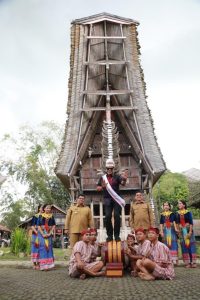 Jelajahi Desa Kete’ Kesu Toraja Utara, Gubernur Harapkan Dapat Menjadi Motivasi untuk Kembangkan Potensi Wisata di Kaltara