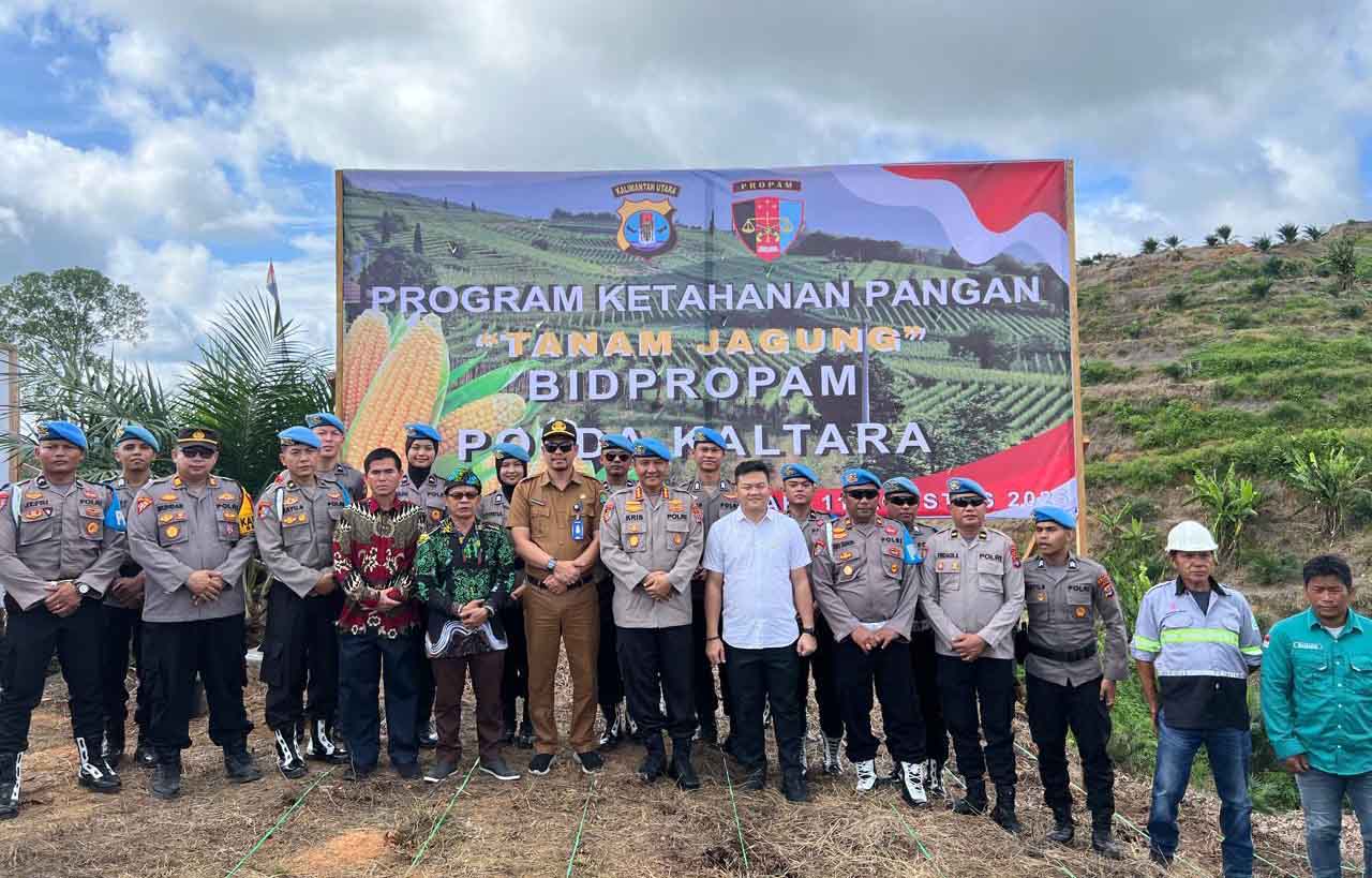 Bidpropam Polda Kaltara Dukung Ketahanan Pangan Dengan Kegiatan Tanam Jagung