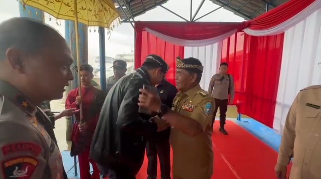 Disambut Gubernur hingga Tarian Adat, Kapolda Kaltara Baru Tiba di Bulungan