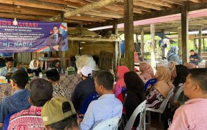 Kegiatan sosialisasi tersebut digelar di Desa Aji Kuning, Kecamatan Sebatik Tengah, Rabu (8/10/25), dan dihadiri oleh perangkat desa, tenaga kesehatan, serta masyarakat setempat.