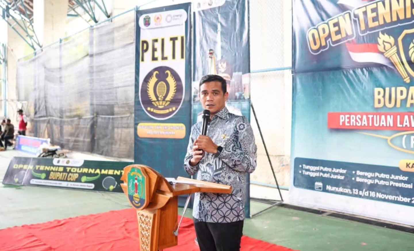 Open Tournament Bupati Cup Tenis Lapangan Tahun 2025 Resmi Dibuka