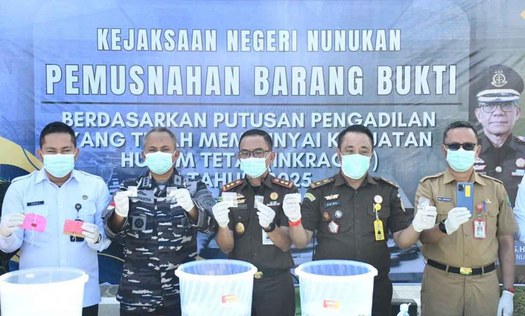 Kajari Musnahkan Barang Bukti TPU 151 Perkara Di Nunukan
