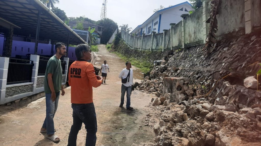 Curah Hujan Tinggi, Pagar SMP Negeri 1 Nunukan Nyaris Roboh, Komisi I Minta Pemkab Segera Atasi