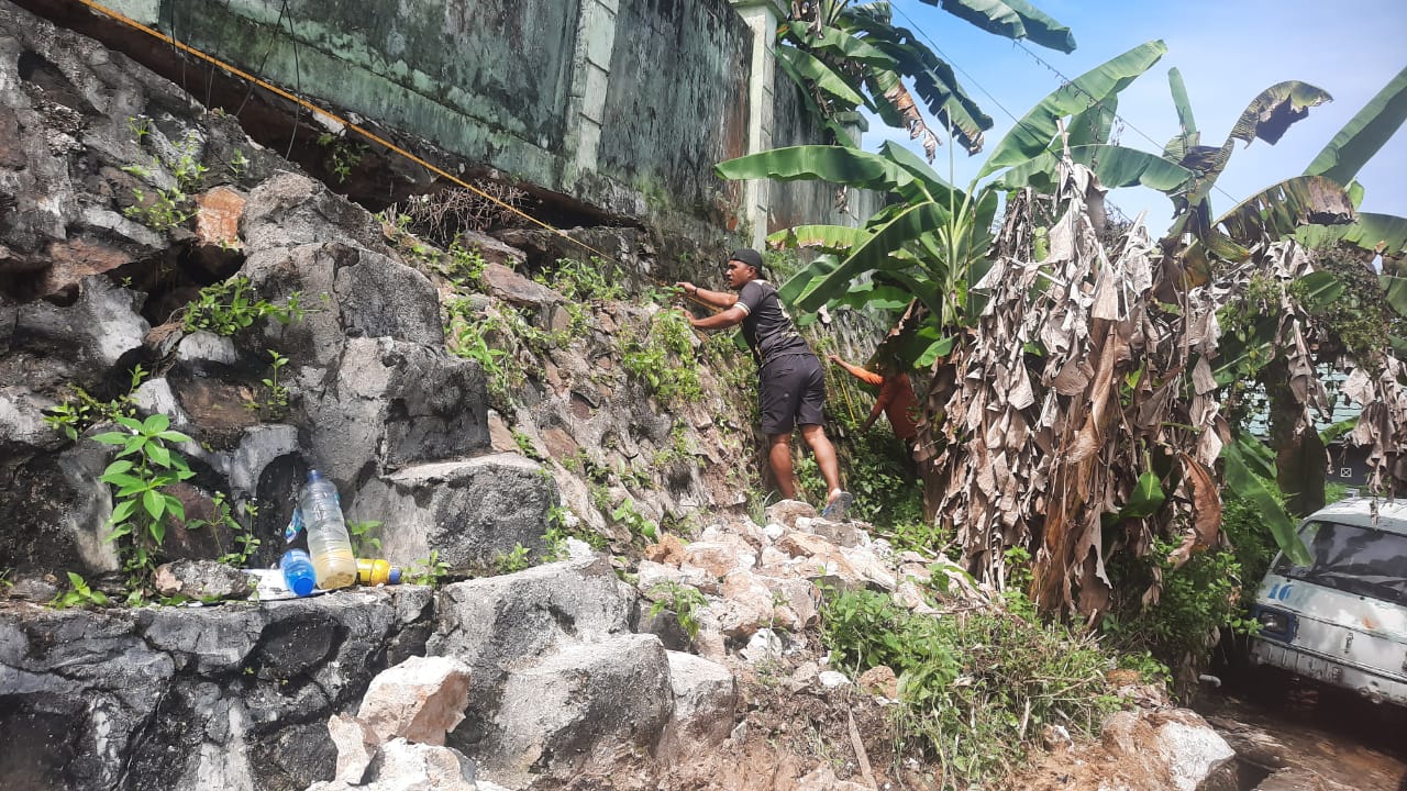 Curah Hujan Tinggi, Pagar SMP Negeri 1 Nunukan Nyaris Roboh, Komisi I Minta Pemkab Segera Atasi