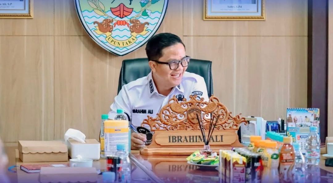 AUDIENSI : Bupati KTT menerima audiensi dari panitia persiapan pembentukan PPDI Tana Tidung.