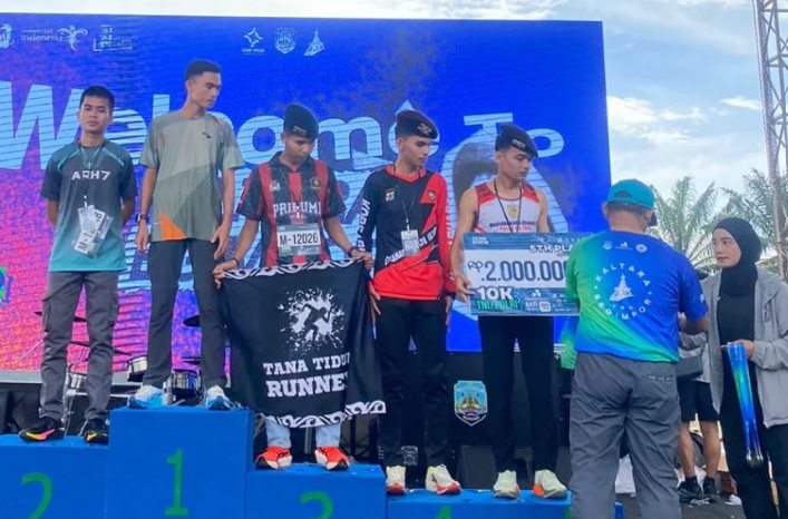 Personel Polda Kaltara Raih Podium di Lomba Lari Kaltara Begimpor Malom 2025
