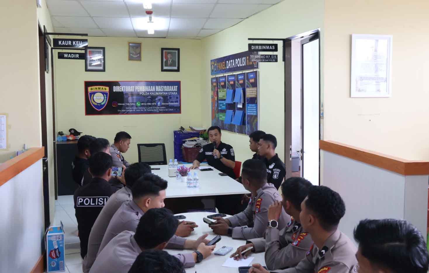Bidhumas Gelar Pembekalan Kehumasan Pejabat PID Satker Ditbinmas Polda Kaltara