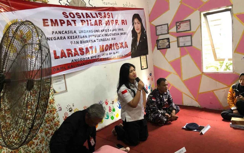 Larasati Moriska Gandeng TNI AL Sosialisasikan 4 Pilar MPR RI Di Sebatik