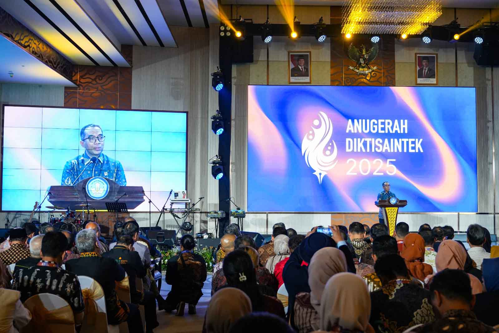 ParagonCorp Raih Penghargaan “Mitra Terbaik Pendukung Talenta Kewirausahaan” dari Kemendiktisaintek