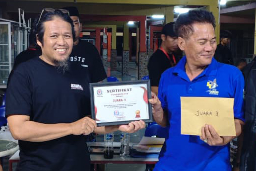 juara ketiga ditempati Tim Domino Wallet lainnya dengan pemain Ical, Edi, dan Sul Fajar.