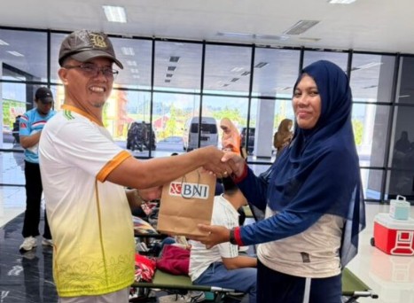 Pemprov Gelar Senam dan Donor Darah, Jaga Ketersediaan Stok PMI