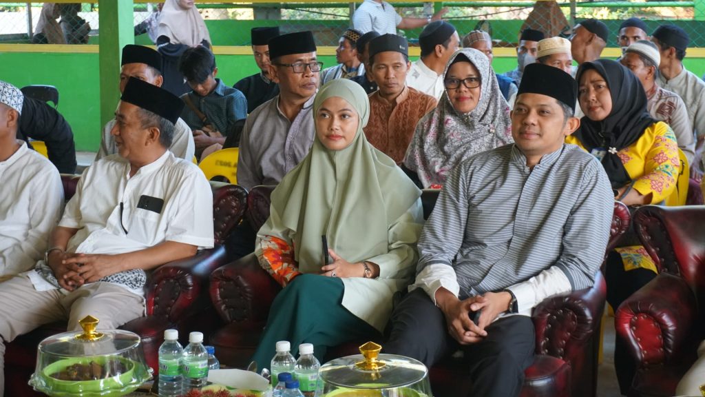 Bupati Nunukan, Hj Asmin Laura Hafid SE, MM, Ph.D dan Wakil Ketua DPRD Kaltara., H. Andi Muhammad Akbar, SE,MM.