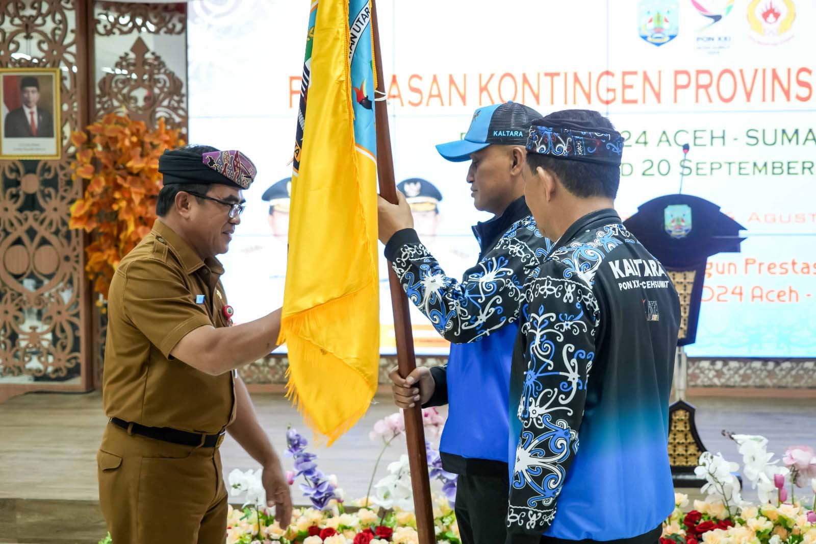 Bertolak ke Aceh-Sumut, Sekprov Sampaikan Pesan Untuk Kontingen Kaltara.