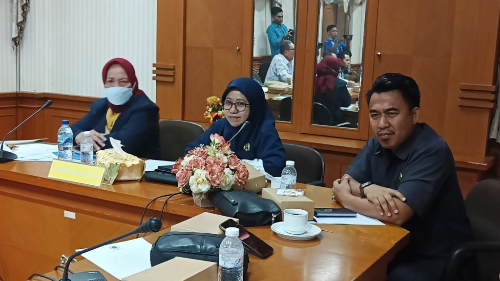 Anggota DPRD Nunukan Fasilitasi RDP LKMM Dengan PT Pelni