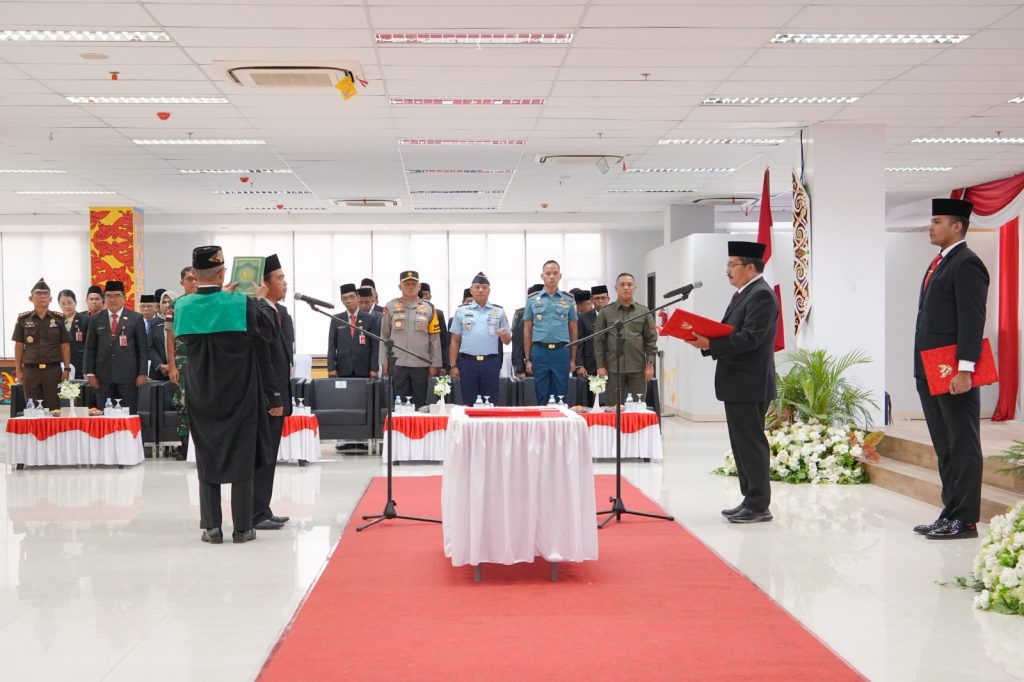 Lantik 2 Pejabat Pimpinan Tinggi Pratama, Togap Harapkan Pelayanan Publik Dapat Berjalan Maksimal