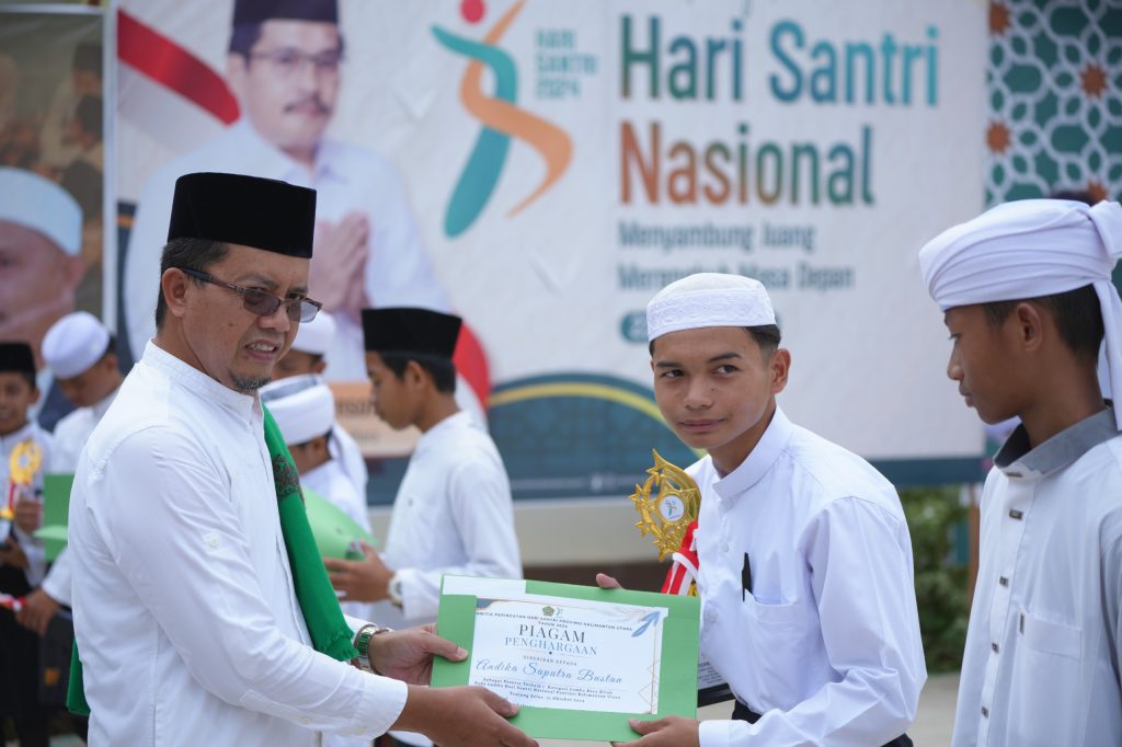 Pemprov Kaltara Hadiri Peringatan Hari Santri