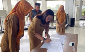 Pertama Di Kaltara, DPK Kaltara Musnahkan Ribuan Arsip