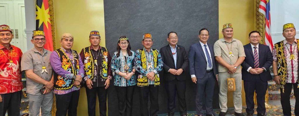 Bersama Pemerintah Sarawak, Wagub Ingkong Bahas Penguatan Kerjasama Perbatasan
