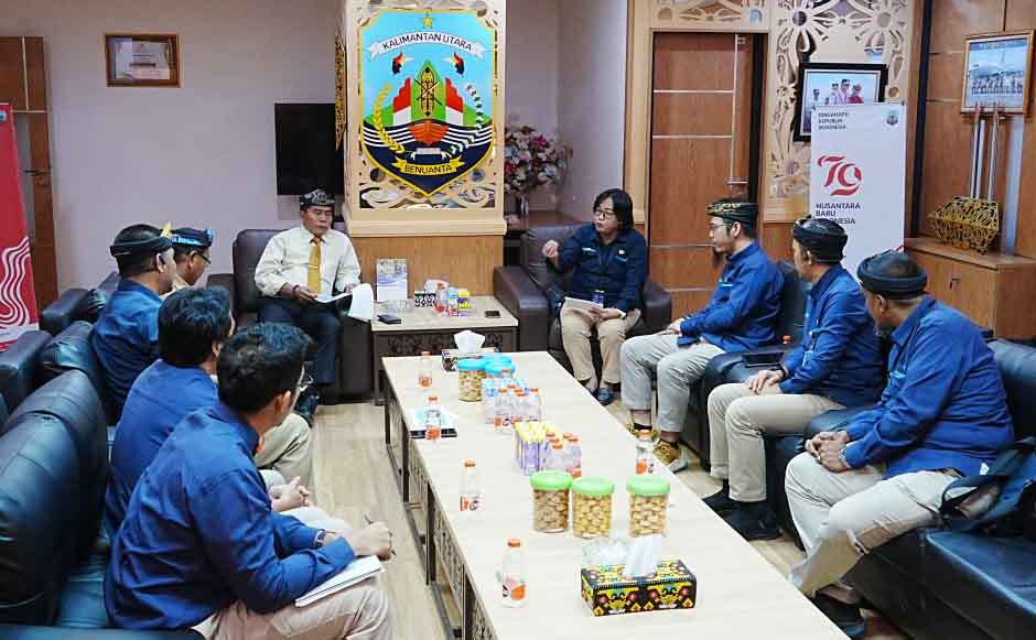 Gubernur Zainal Bersama PLN Berkomitmen Percepat Pemerataan Listik Di Kaltara