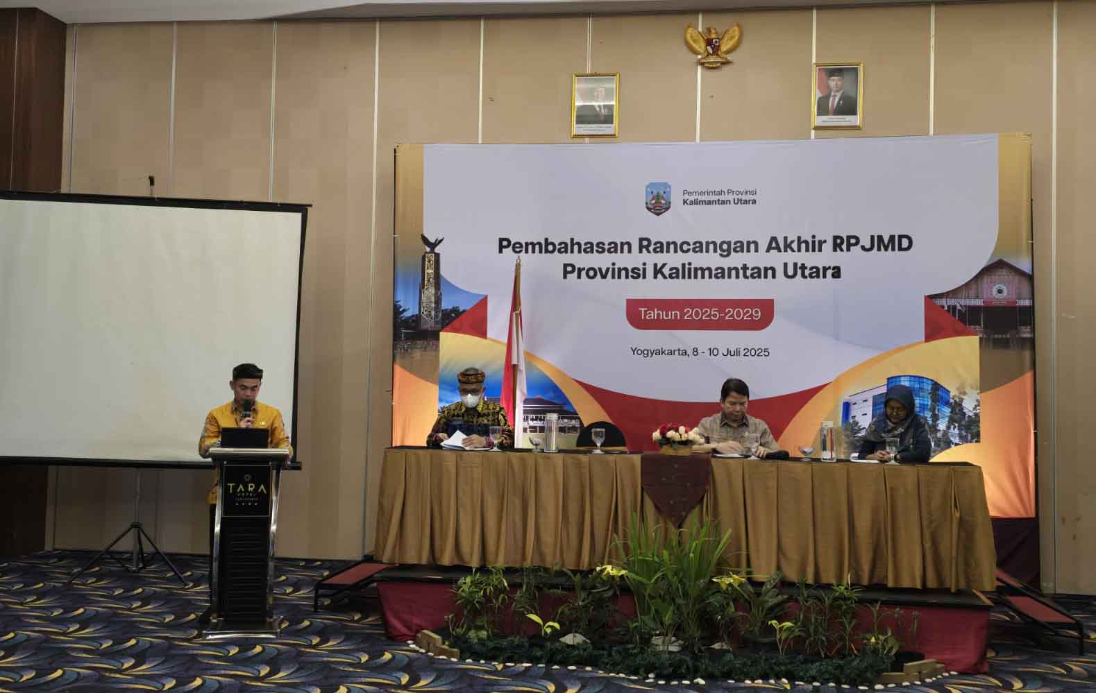 Pj. Sekprov Tekankan Kolaborasi Bersama Pembahasan Rancangan Akhir RPJMD Kaltara 2025-2029