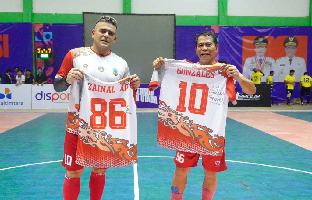Duet Gubernur Dan Gonzales, Meriahkan Penutupan Turnamen Futsal Antar Pelajar 2025