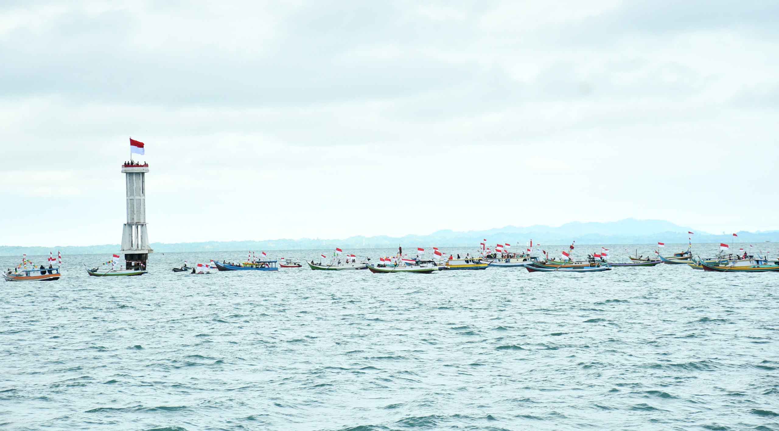 Merah Putih Berkibar di Karang Unarang, Guspurla Koarmada II Perkuat Kedaulatan Maritim Indonesia