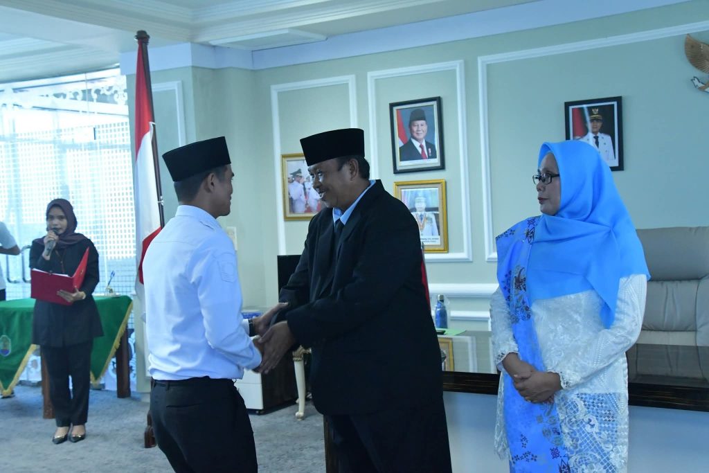 Bupati Nunukan Lantik Direktur PDAM Nunukan, Minta Fokus Atasi Krisis Air di Nunukan