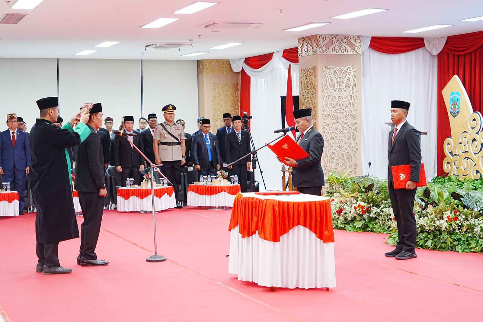 Gubernur Resmi Lantik Denny Harianto sebagai Sekprov Kaltara