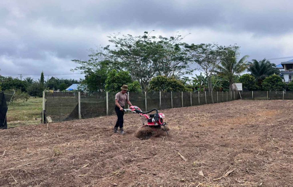 Menuju Ketahanan Pangan, Polsek Nunukan Optimalkan Lahan Produktif Di Seimenggaris