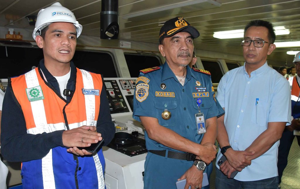 Bupati Nunukan Pantau Arus Mudik Lebaran di Pelabuhan Tunon Taka